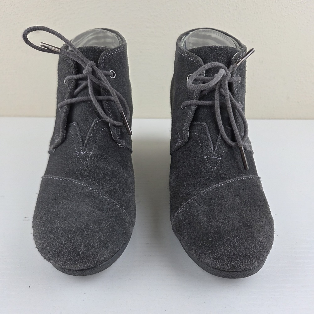 Toms Desert Suede Gray Wedge Heel Lace Up Ankle Boots Shoes Women's Size 8.5 - Picture 5 of 13